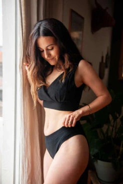 Brassière D'allaitement Day N' Night Bra 2.0 -Produits Pour Bébé brassiere allaitement day n night bra 2 0 black l xl mamahangs bambinou lifestyle5