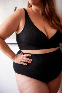 Brassière D'allaitement Day N' Night Bra 2.0 -Produits Pour Bébé brassiere allaitement day n night bra 2 0 black l xl mamahangs bambinou lifestyle6