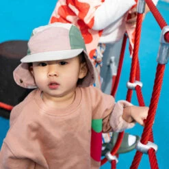 Casquette Camper Multicolore 14 Casquette Camper Multicolore -Produits Pour Bébé casquette camper 2 4 ans multicolor ki et la bambinou lifestyle1