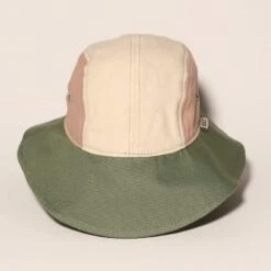 Chapeau Camper Multicolore 10 Chapeau Camper Multicolore -Produits Pour Bébé chapeau camper 2 4 ans multicolor ki et la bambinou derriere 1