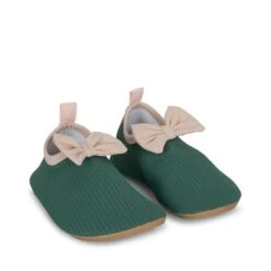 Chaussons De Bain à Nœud Smoke Pine -Produits Pour Bébé chaussons de bain a noeud smoke pine 24 25 konges slojd bambinou produit