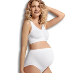 Carriwell Culotte De Grossesse Sans Coutures Blanc -Produits Pour Bébé culotte maternite sans coutures blanc carriwell bambinou utilisation 4