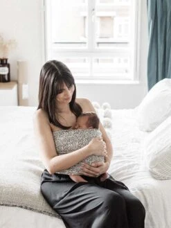 Bandeau Peau-à-peau Easy Lover -Produits Pour Bébé easy lover studio romeo bambinou