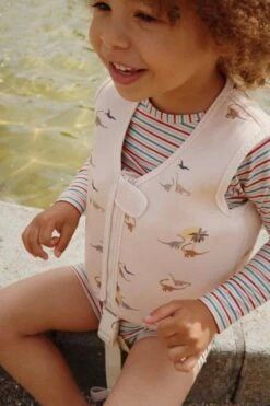 Gilet De Natation En Néoprène -Produits Pour Bébé gilet natation en neoprene kubi 2 3 a konges slojd bambinou lifestyle3