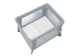 Maxi-Cosi Lit De Voyage 3-en-1 Swift -Produits Pour Bébé lit voyage 3 en 1 swift beyond grey eco maxi cosi bambinou vue dessus