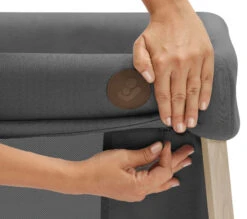 Maxi-Cosi Lit De Voyage Iris -Produits Pour Bébé lit voyage iris beyond graphite eco maxi cosi bambinou detail