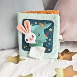 Lilliputiens Livre D'activités En Tissu Joe Et Son Doudou -Produits Pour Bébé livre activites tissu joe doudou lilliputiens bambinou ambiance