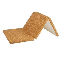 Candide Matelas De Voyage Pliant 3 Parties Camel -Produits Pour Bébé matelas voyage pliant 3 parties camel candide bambinou