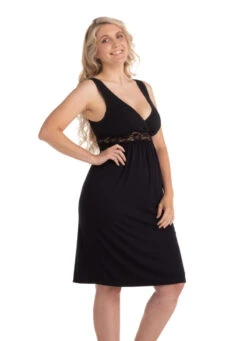 Carriwell Nuisette De Maternité Et D'allaitement Noire 23 Carriwell Nuisette De Maternité Et D'allaitement Noire -Produits Pour Bébé nuissette de maternite et allaitement noire carriwell bambinou lifestyle1 1