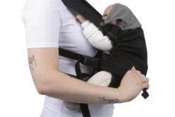 CHICCO Porte-bébé Skin Fit Black Beauty 15 CHICCO Porte-bébé Skin Fit Black Beauty -Produits Pour Bébé porte bebe skin fit black beauty chicco bebe canaille profil focus