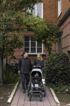 Thule Poussette Urban Glide 4 Roues Avec Nacelle -Produits Pour Bébé poussette urban glide 4 roues thule bambinou lifestyle3 1