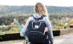 Beaba Sac à Langer Wellington -Produits Pour Bébé sac a langer wellington bleu marine beaba bambinou ambiance 2