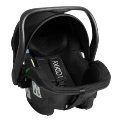 Axkid Siège-auto Envirobaby I-Size Groupe 0+ 9 Axkid Siège-auto Envirobaby I-Size Groupe 0+ -Produits Pour Bébé siege auto envirobaby i size groupe 0 plus tar black axkid bambinou angle