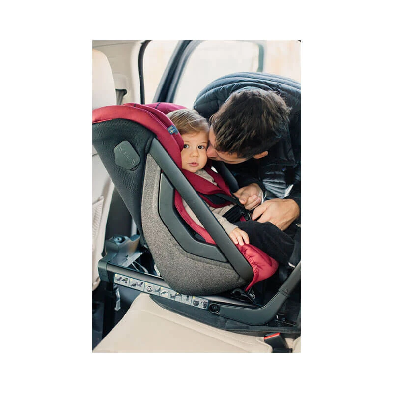 Axkid Siège-auto One+ 2 I-Size Groupe 0/1/2 5 Axkid Siège-auto One+ 2 I-Size Groupe 0/1/2 – Image 5