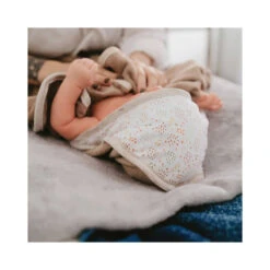 Sortie De Bain Cocoon Serviette Tablier 70 X 140 Cm -Produits Pour Bébé sortie bain cocoon serviette tablier 70 140 cm petits pas neobulle bambinou ambiance