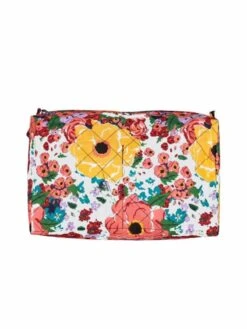 Trousse De Toilette Imprimée Grand Format 7 Trousse De Toilette Imprimée Grand Format -Produits Pour Bébé trousse toilette imprimee grand format helen flowers white le petit lucas du tertre bambinou produit 1